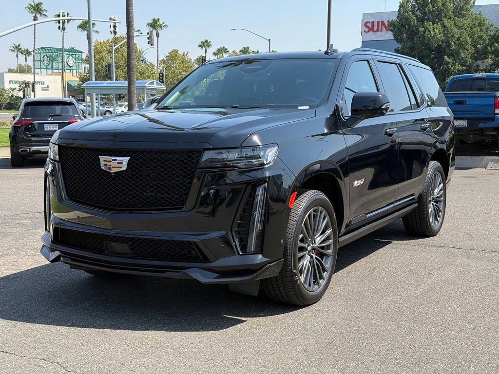 Used 2023 Cadillac Escalade V AWD/4WD image 11
