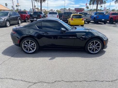 Used 2022 MAZDA MX-5 Miata RF Grand Touring RWD image 4
