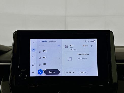 Used 2023 Toyota Corolla LE image 19