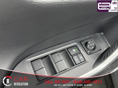 Used 2022 Toyota RAV4 XSE image 29