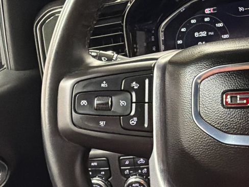 Used 2025 GMC Sierra 1500 SLT AWD/4WD image 24