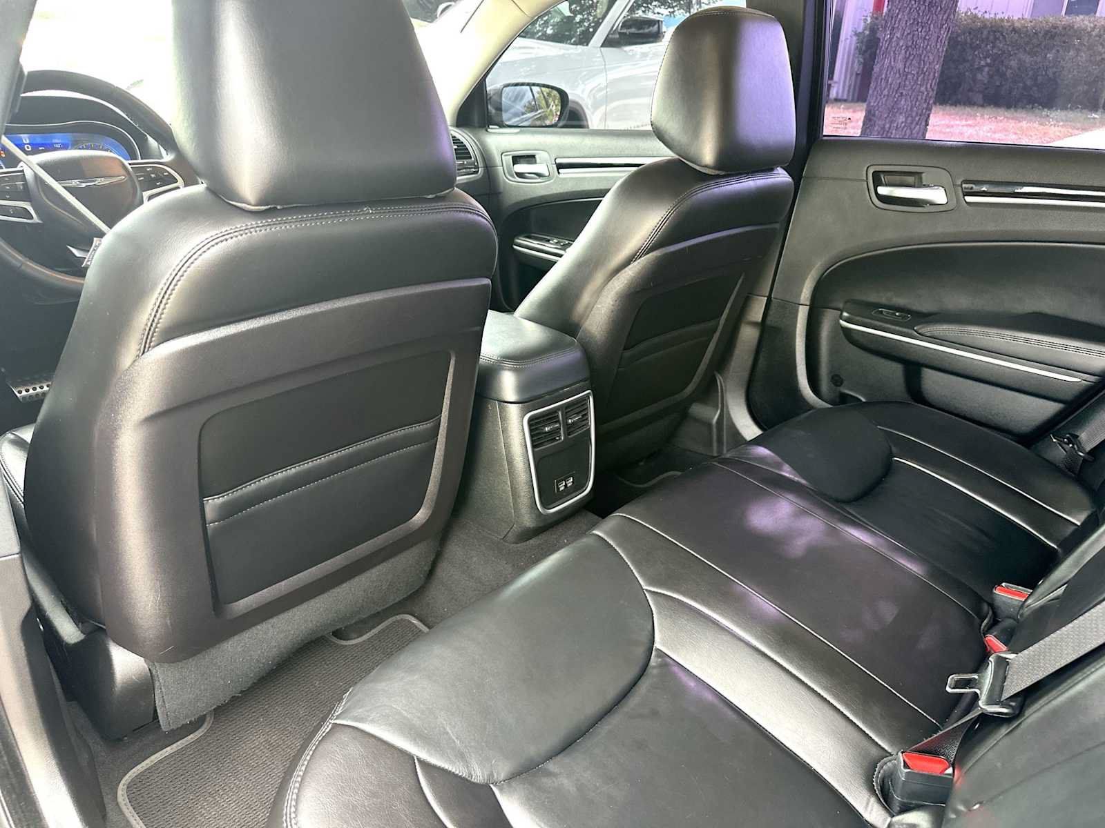 Used 2023 Chrysler 300 Touring L AWD/4WD image 24
