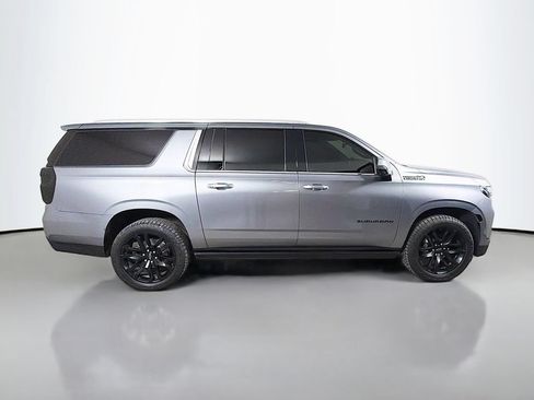 Used 2021 Chevrolet Suburban High Country w/ Premium Package AWD/4WD image 5