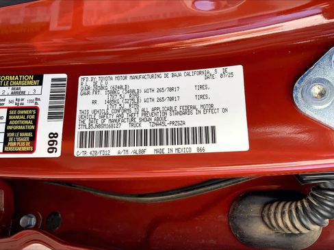 Used 2025 Toyota Tacoma TRD Off-Road image 36