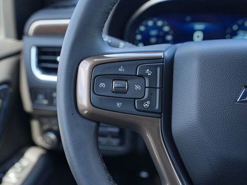Used 2023 Chevrolet Tahoe High Country AWD/4WD image 34