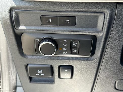 Used 2024 Ford Expedition Max XLT RWD image 45