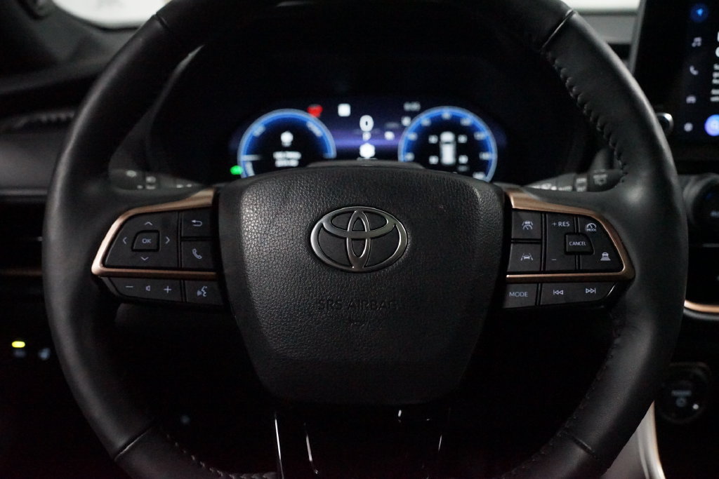 Used 2026 Toyota Grand Highlander AWD Hybrid image 12