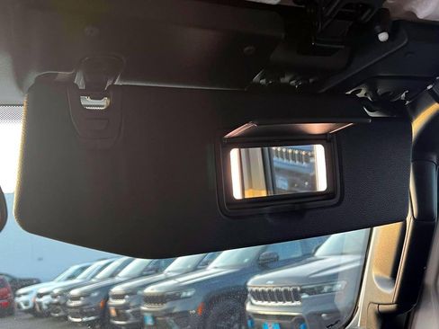 Used 2020 Jeep Wrangler Unlimited Sport image 24