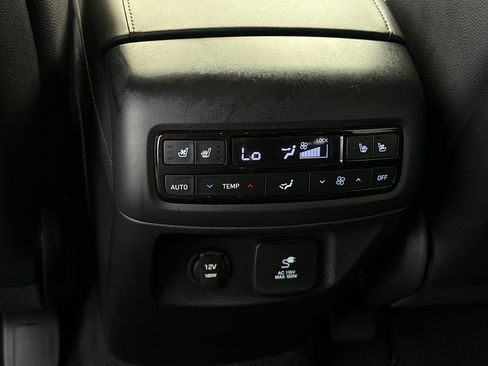 Certified 2024 Hyundai Palisade Limited AWD/4WD image 8