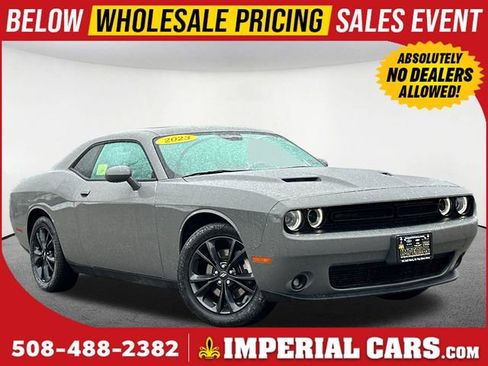 Used 2023 Dodge Challenger SXT w/ Blacktop Package image 1