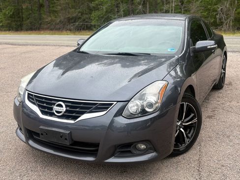 Used 2012 Nissan Altima 2.5 S w/ 2.5S Premium Pkg FWD image 2