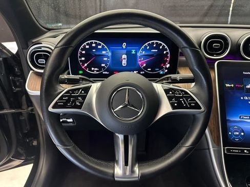 Used 2025 Mercedes-Benz C 300 4MATIC Sedan image 25