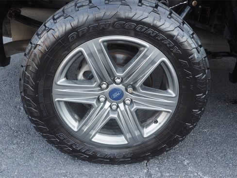 Used 2020 Ford F150 Lariat image 26