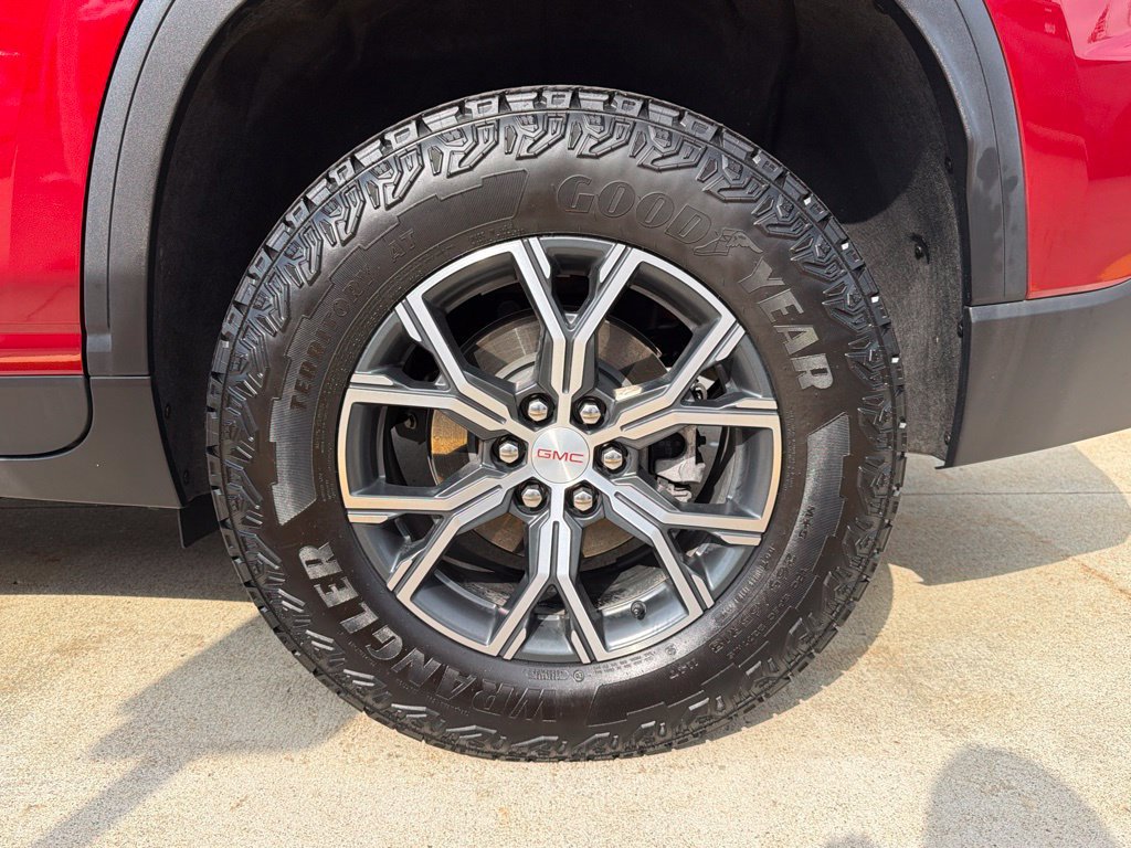 Used 2024 GMC Acadia AT4 w/ LPO, Floor Liner Package AWD/4WD image 8