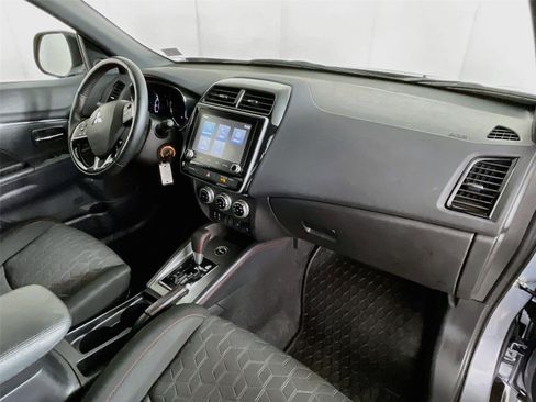 Used 2024 Mitsubishi Outlander Sport AWD image 31