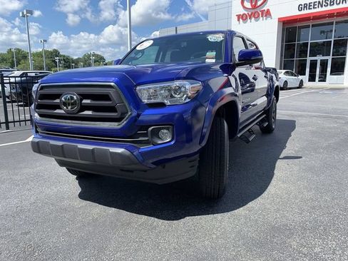 Certified 2023 Toyota Tacoma SR5 w/ Technology Package AWD/4WD image 4