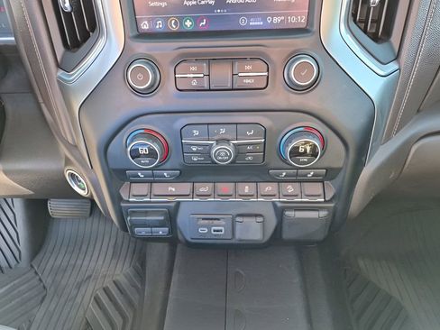 Used 2020 Chevrolet Silverado 2500 LT w/ All Star Edition image 39