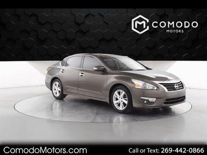 Used 2014 Nissan Altima 2.5 SL w/ Technology Package