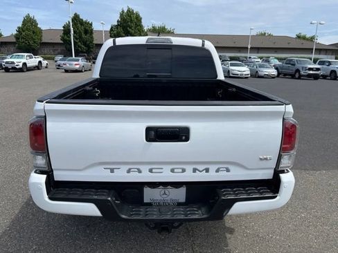 Used 2020 Toyota Tacoma TRD Off-Road w/ Technology Package AWD/4WD image 6