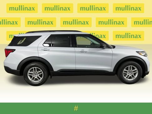New 2026 Ford Explorer Active RWD image 2
