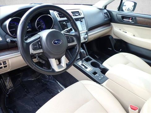 Used 2015 Subaru Outback 2.5i Limited AWD/4WD image 12