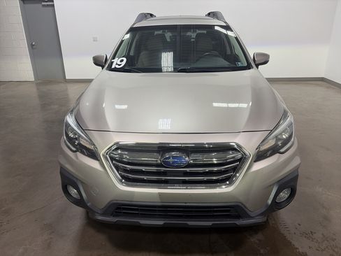 Used 2019 Subaru Outback 2.5i Limited w/ Popular Package #2 AWD/4WD image 7