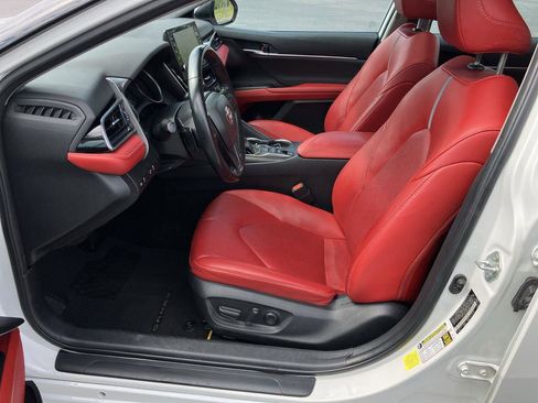 Used 2023 Toyota Camry XSE image 13