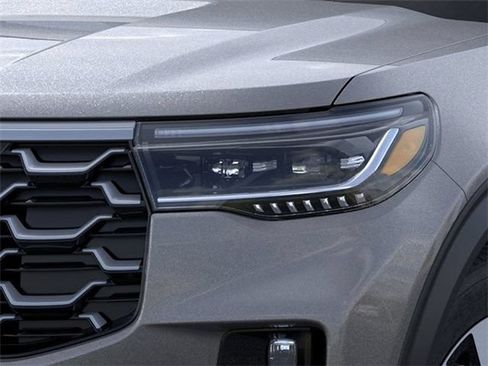 New 2026 Ford Explorer Platinum w/ LUX Leather Package AWD/4WD image 18