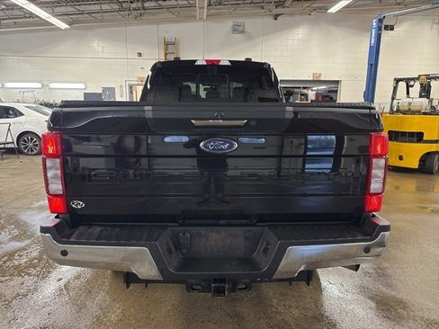 Used 2022 Ford F250 Lariat image 5