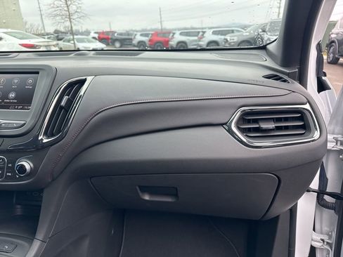 Used 2023 Chevrolet Equinox RS image 20