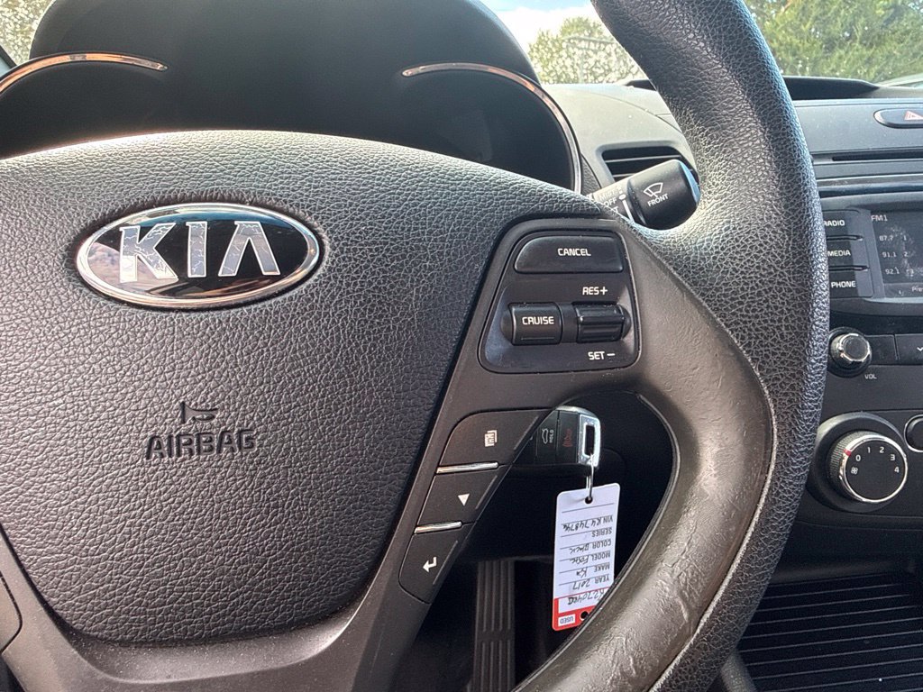 Used 2017 Kia Forte LX w/ LX Popular Package FWD image 8