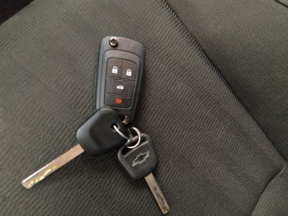 Used 2015 Chevrolet Camaro LS RWD image 32
