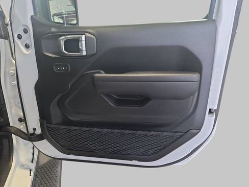 Used 2022 Jeep Wrangler Unlimited Sport AWD/4WD image 11