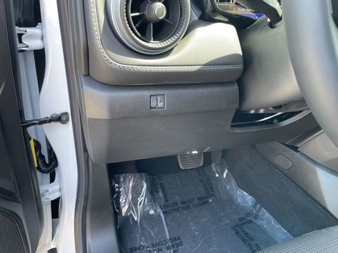 New 2026 Chevrolet Colorado LT w/ LPO, Skid Plate Package AWD/4WD image 9