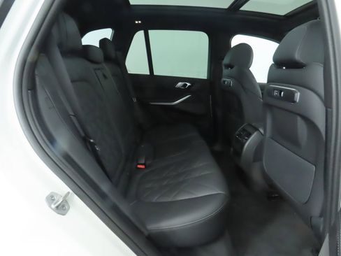 Certified 2026 BMW X5 sDrive40i w/ Premium Package image 23