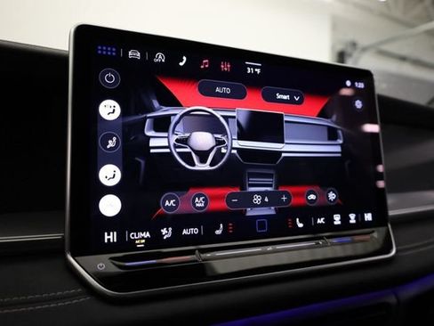 New 2026 Volkswagen Tiguan SE R-Line AWD/4WD image 19