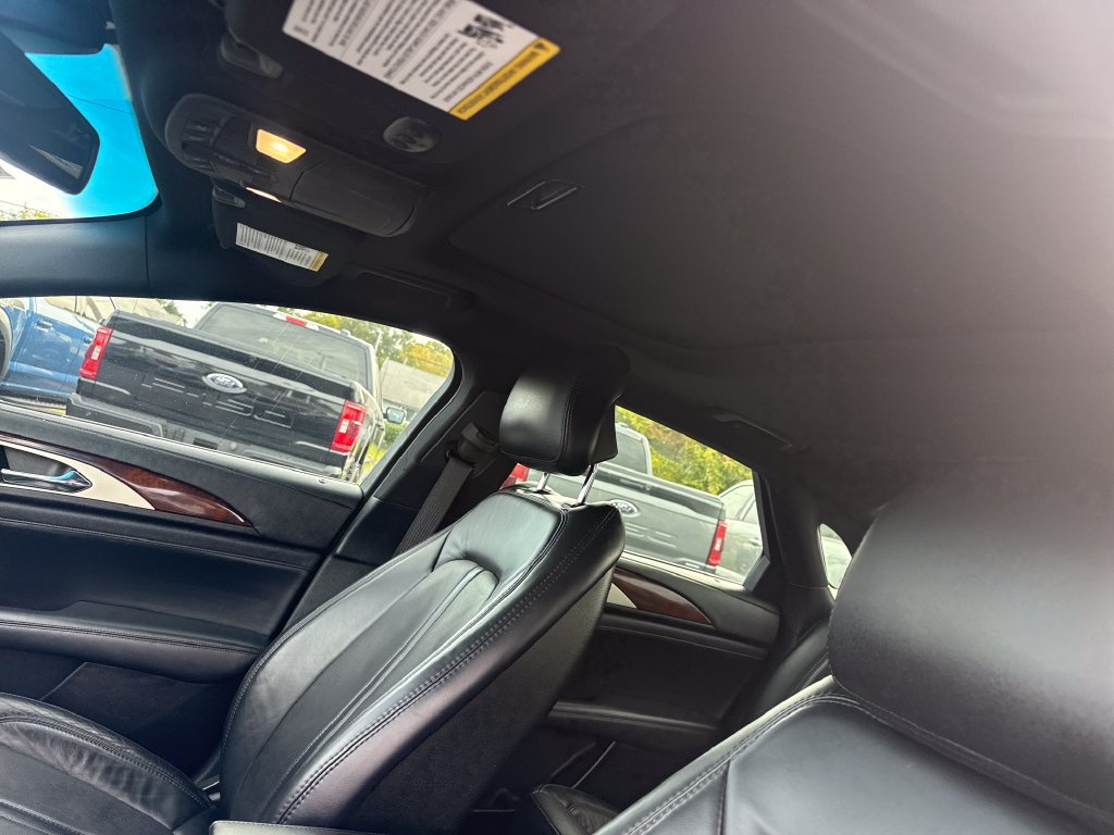 Used 2018 Lincoln MKZ Reserve w/ Magnetic Appearance Package FWD image 16