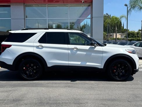Used 2023 Ford Explorer ST w/ Equipment Group 401A AWD/4WD image 4