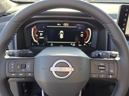 New 2026 Nissan Rogue Platinum image 25