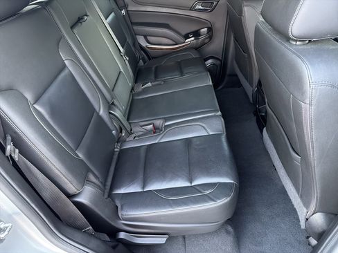 Used 2019 Chevrolet Tahoe LT image 17