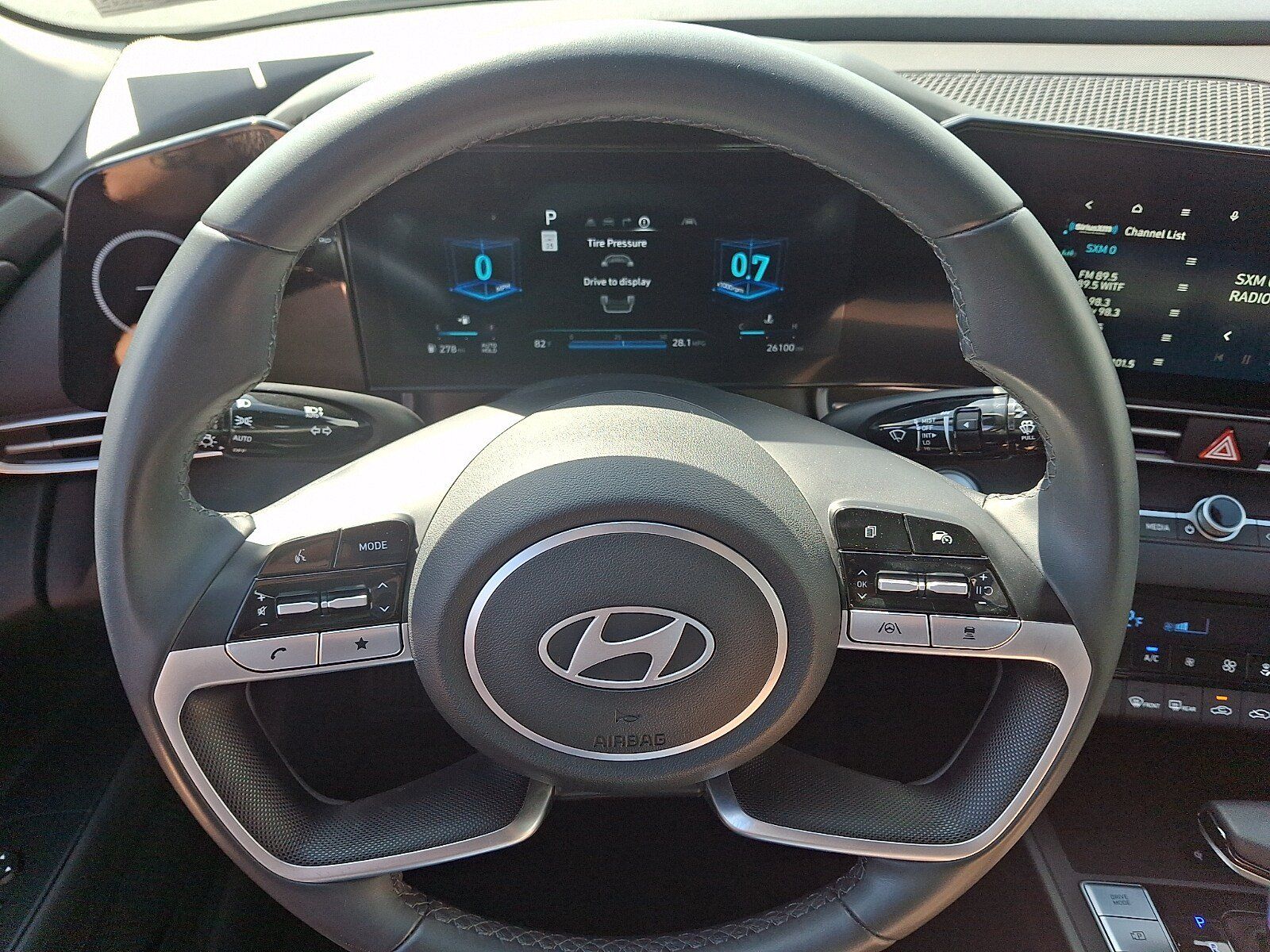 Certified 2024 Hyundai Elantra SEL w/ Convenience Package FWD image 21