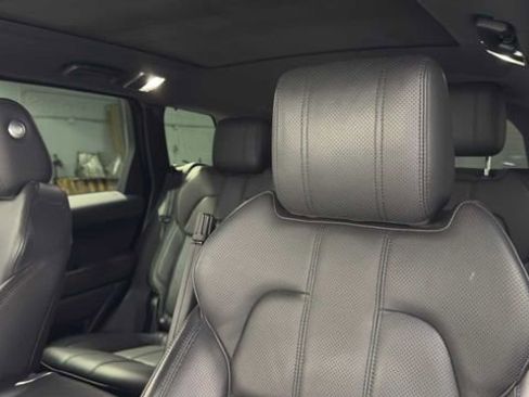 Used 2016 Land Rover Range Rover Sport HSE AWD/4WD image 24