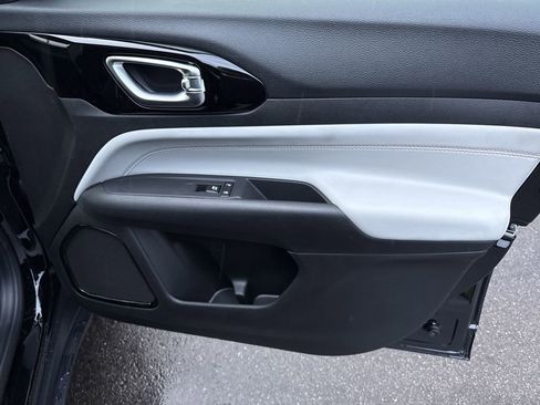 New 2026 Jeep Compass Limited image 37