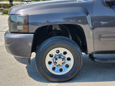 Used 2011 Chevrolet Silverado 1500 LS RWD image 23