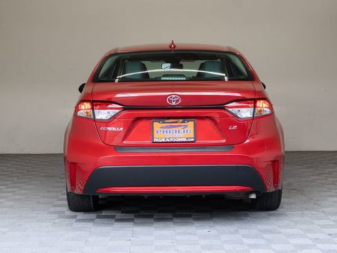 Used 2021 Toyota Corolla LE w/ Carpet Mat Package (TMS) FWD image 11