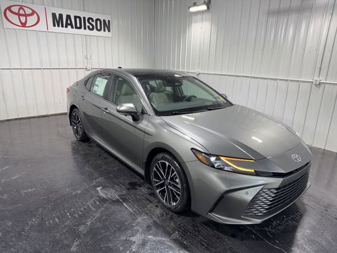 New 2026 Toyota Camry XLE w/ Premium Plus Package image 4