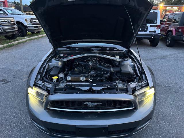 Used 2014 Ford Mustang Premium RWD image 21