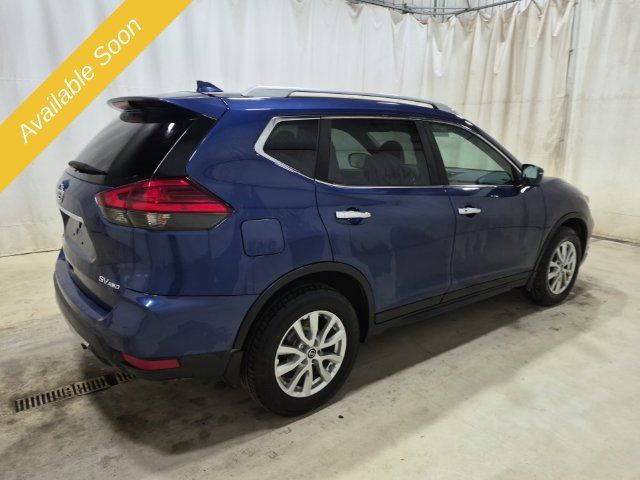 Used 2017 Nissan Rogue SV AWD/4WD image 6