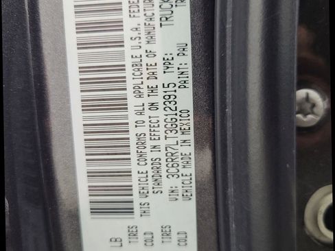 Used 2016 RAM 1500 Big Horn image 3