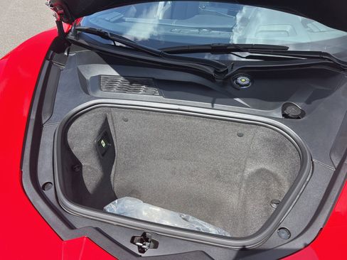 Used 2024 Chevrolet Corvette Stingray Preferred Cpe w/ Battery Protection Package RWD image 34
